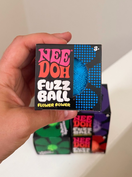 Schylling Other - Needoh Flower Power Fuzz Ball (1 PC) – Blue